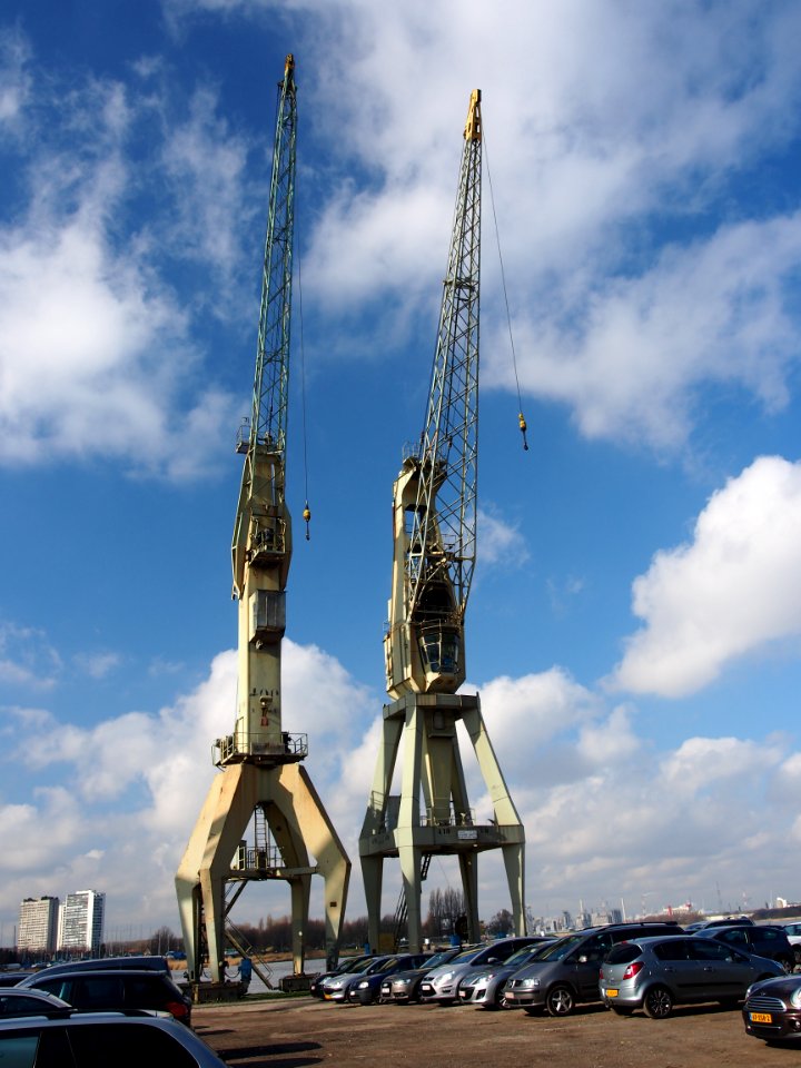Old port cranes at Port of Antwerp, pic-001