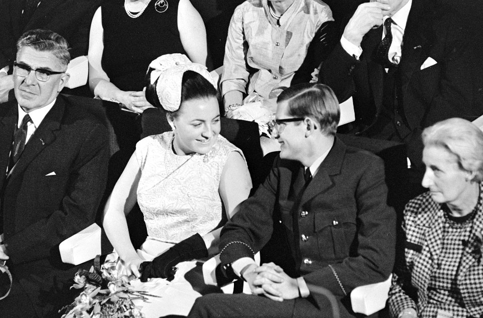 Ondertrouw prinses Margriet en Pieter van Vollenhoven prinses Margriet en Pieter, Bestanddeelnr 919-8694