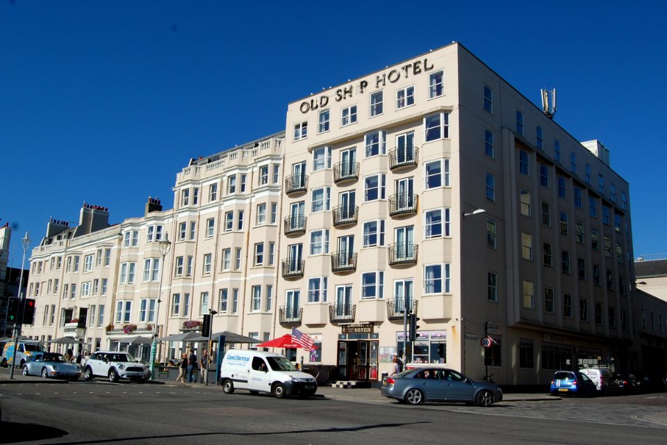 Old Ship Hotel, 31–38 King's Road, Brighton (September 2018) (1)