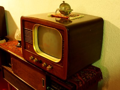 Old Philips television set, pic11