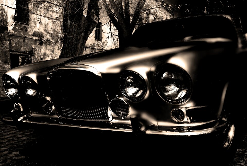 Darkness oldtimer retro