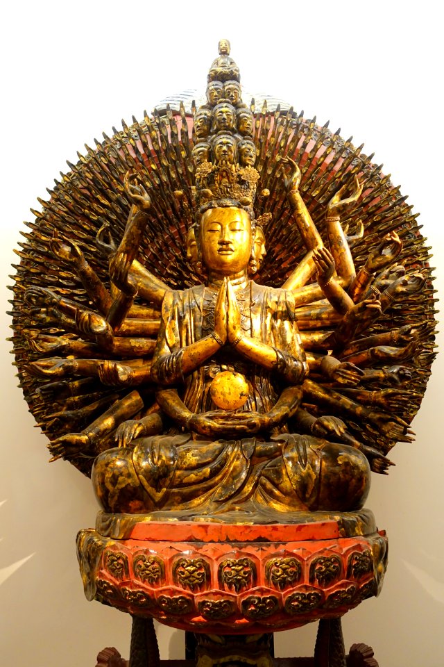 One thousand eye and one thousand arm Guan Yin, view 2, But Thap pagoda, Bac Ninh province, 1657 AD, lacquered wood - Vietnam National Museum of Fine Arts - Hanoi, Vietnam - DSC04959