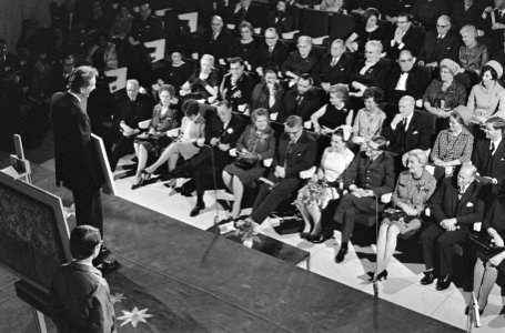Ondertrouw prinses Margriet en Pieter van Vollenhoven overzichten, Bestanddeelnr 919-8690
