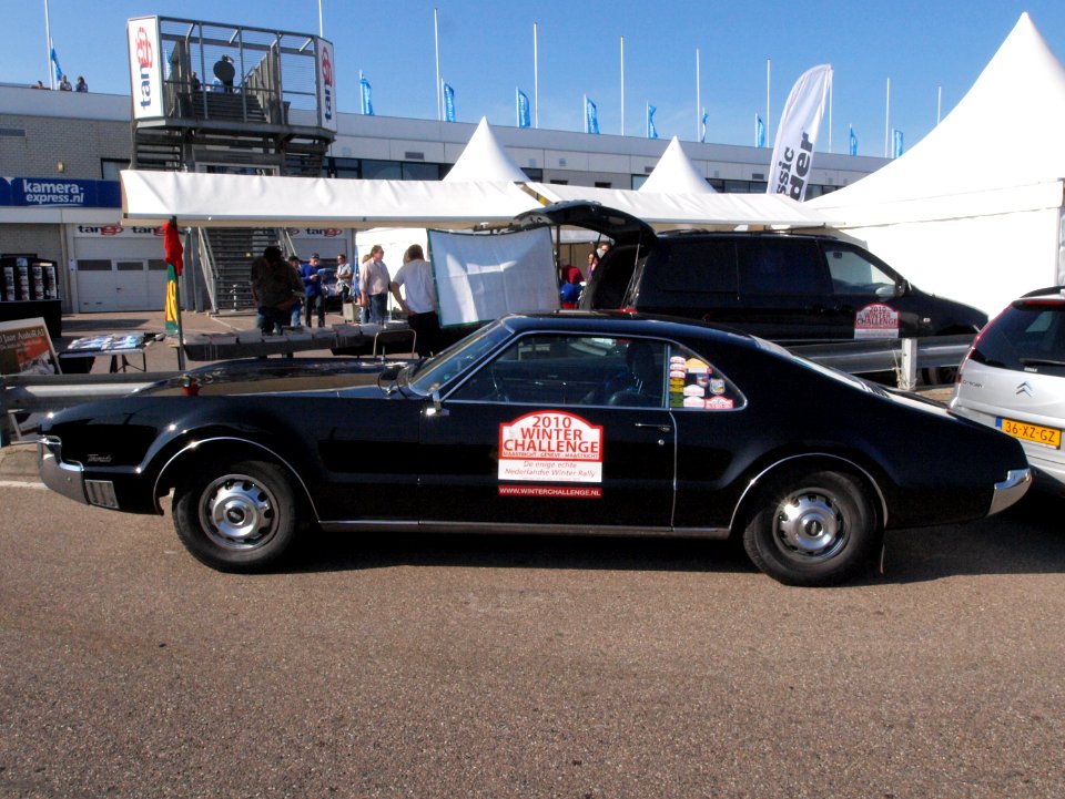 OLDSMOBILE TORNADO dutch licence registration DE-46-07 pic3
