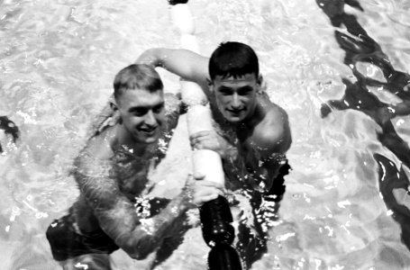 Olympische Spelen te Rome, Wieger Mensonides na het behalen van de derde plaats , Bestanddeelnr 911-5427