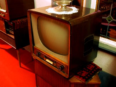 Old Philips television set, pic1