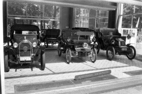 Oldtimers voor de veiling, Bestanddeelnr 927-9880