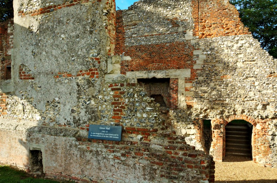 Old-Gorhambury-House-20051002-035