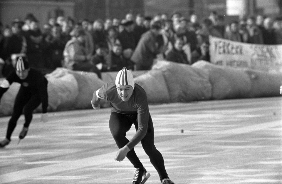Olympische Winterspelen te Grenoble. John Tipper (Groot-Brittannië) in actie op , Bestanddeelnr 921-0831
