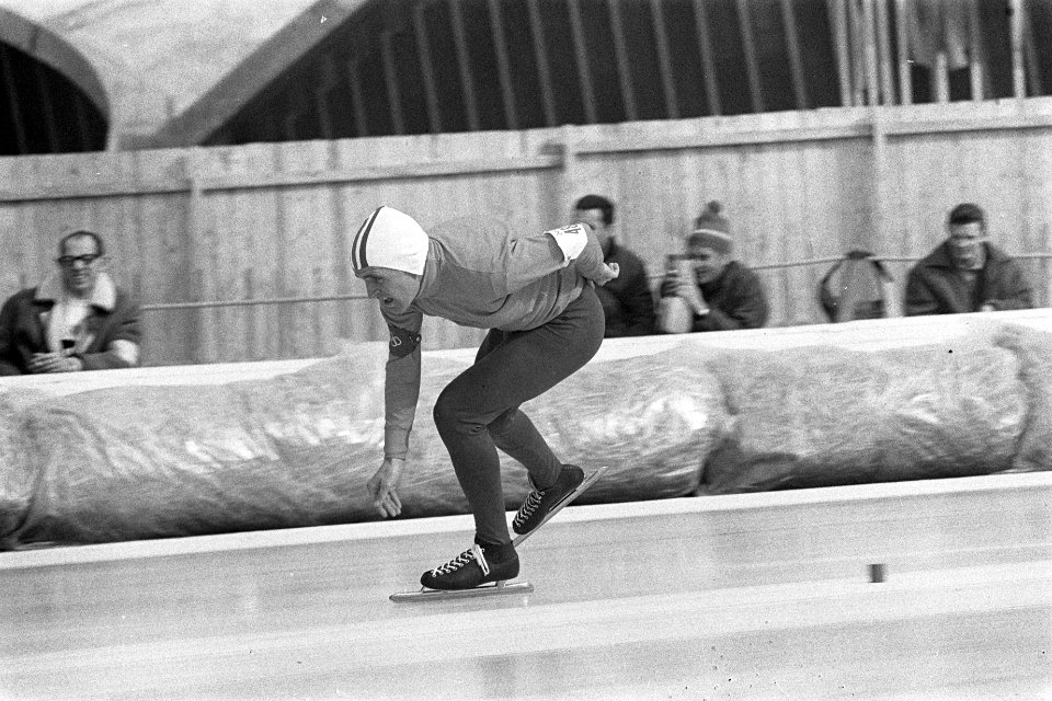 Olympische Winterspelen te Grenoble. Jan Bols in actie op de 5000 meter., Bestanddeelnr 921-0856