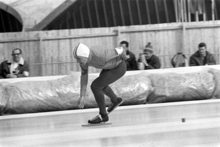 Olympische Winterspelen te Grenoble. Jan Bols in actie op de 5000 meter., Bestanddeelnr 921-0856