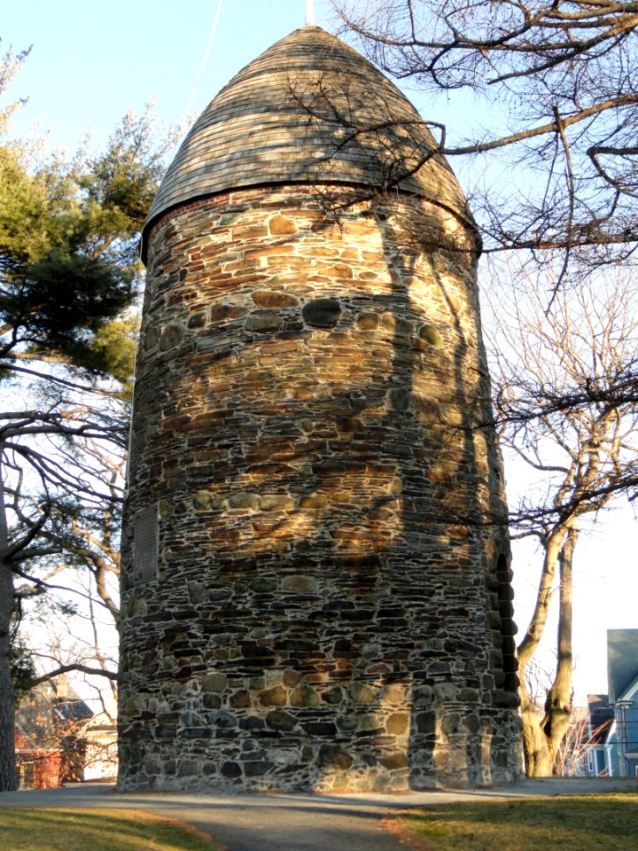 Old Powder House (Somerville, Massachusetts) - DSC04316