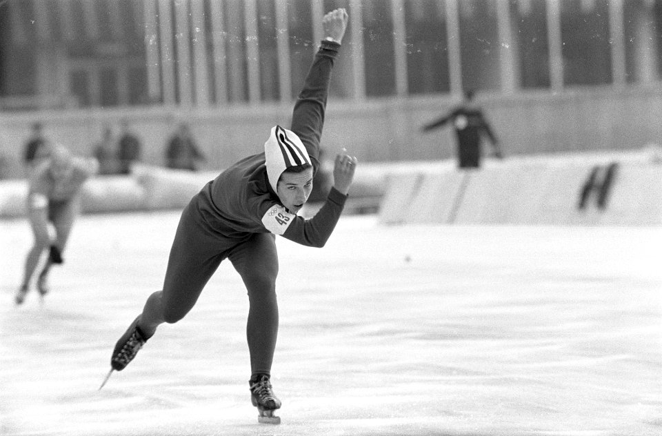 Olympische Winterspelen te Grenoble. Lasma Kauniste (Sovjet-Unie) in actie op de, Bestanddeelnr 921-0820