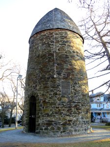 Old Powder House (Somerville, Massachusetts) - DSC04317