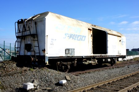 Old railroad wagon Inter Frigo (Wettsteinplatz 1, Basel) at the Oosterweelsteenweg, Port of Antwerp, pic4 photo