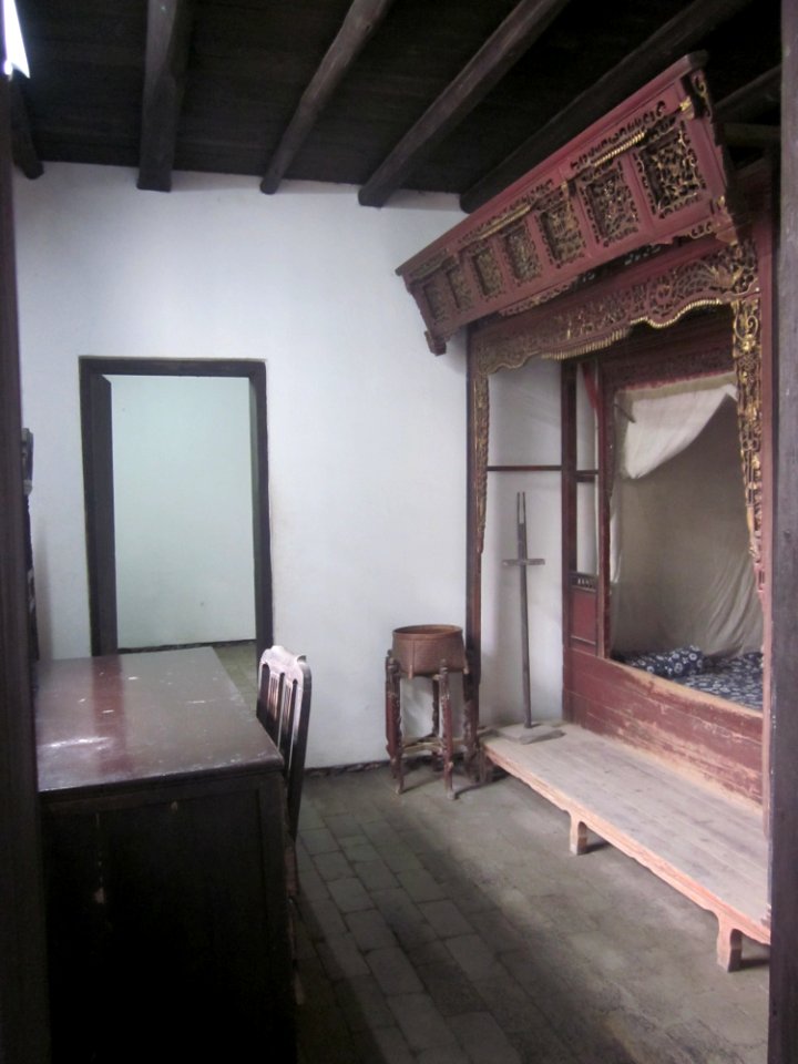 Older Sister and Young Sister's Bedroom in the Former Residence of Huang Xing