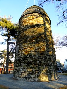 Old Powder House (Somerville, Massachusetts) - DSC04308