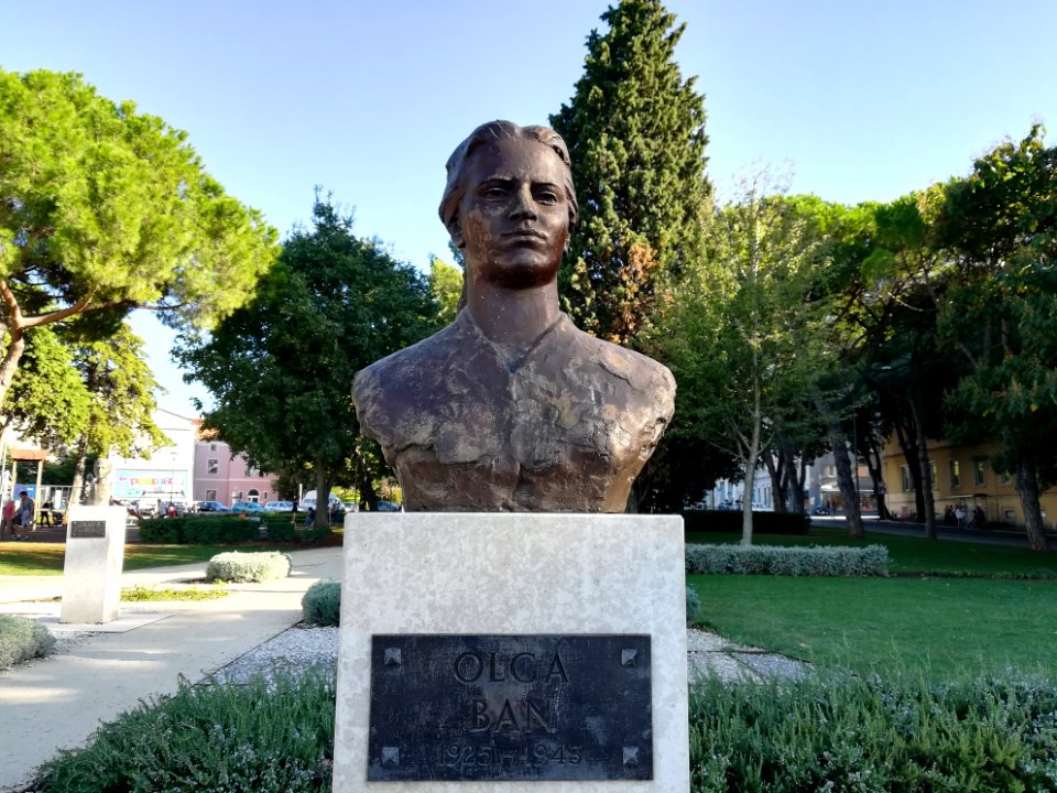 Olga Ban, 2017 Titov park (Pula) 03