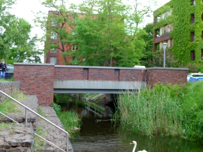 Olga-Tschechowa-Straßenbrücke (Berlin-Haselhorst)