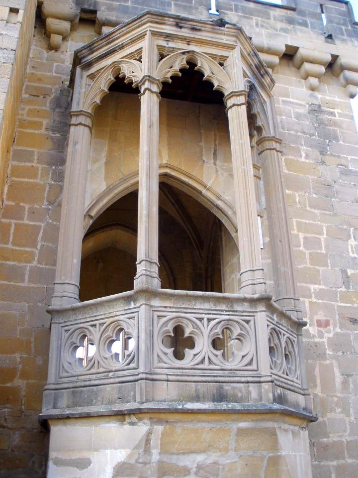 Olite - Palacio Real, Torre de los Cuatro Vientos o de las Tres Finestras 1