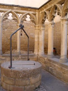 Olite - Iglesia de Santa María la Real, atrio 3