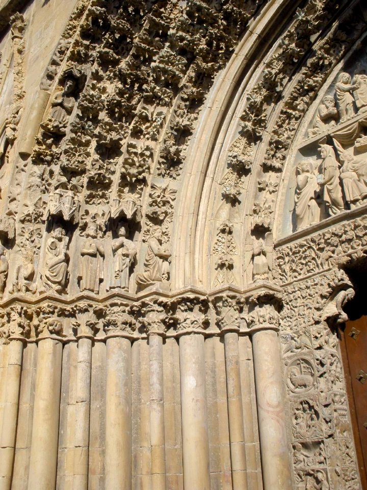 Olite - Iglesia de Santa María la Real, portada 11