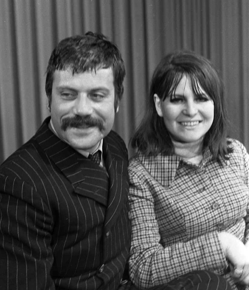 Oliver Reed with wife 1968