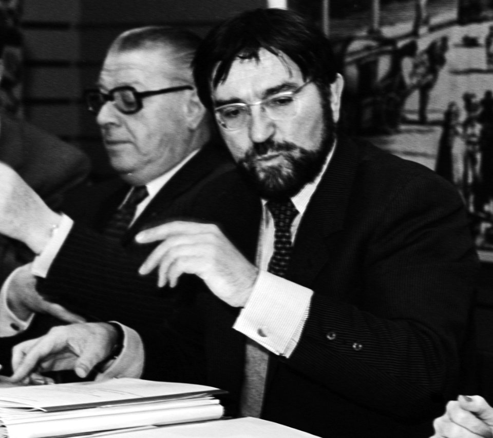 Olivier & De Croo (1982)