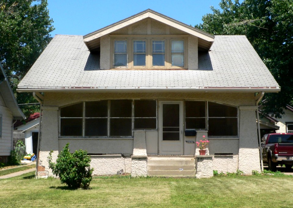 Omaha, Nebraska 2438 Bauman Ave