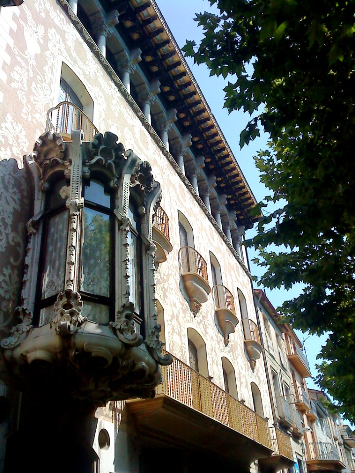 Olot Casa Sola Morales 07
