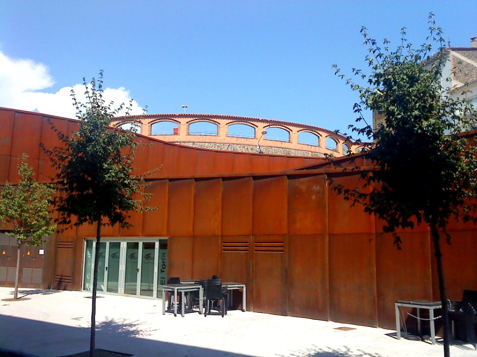 Olot Bull Fight Arena 01 photo