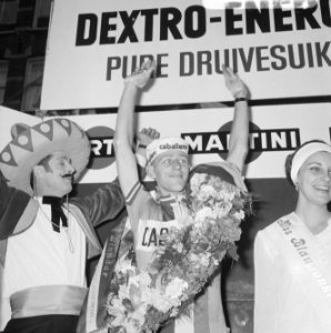 Olympias toer 1966, winnaar Jan van der Horst uit Haar en de toermiss, Bestanddeelnr 919-1625