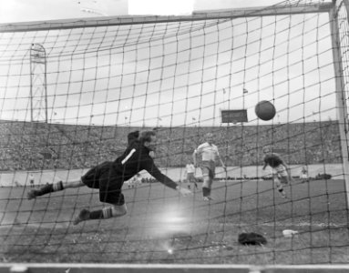 Olympisch dag in Amsterdam. Voetbal Nederland-Zwitserland, Bestanddeelnr 903-4512