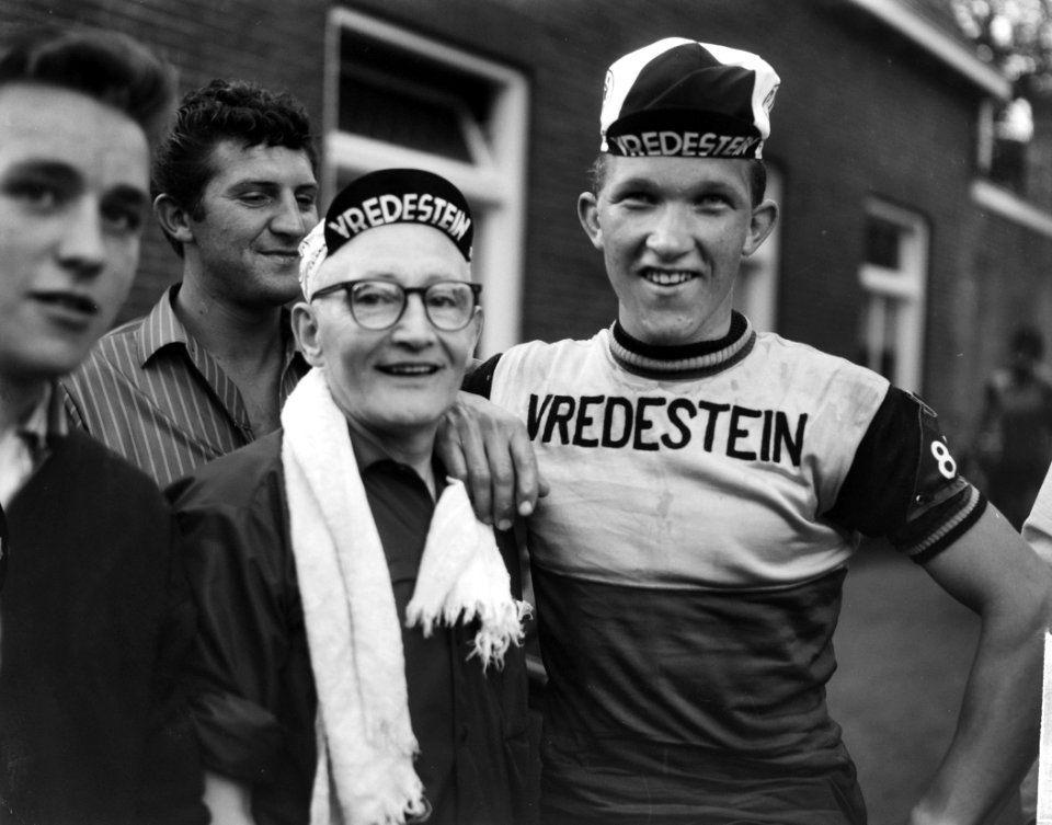 Olympiatoer, finish te Veldhoven, Jos van der Vleuten, Bestanddeelnr 916-4721