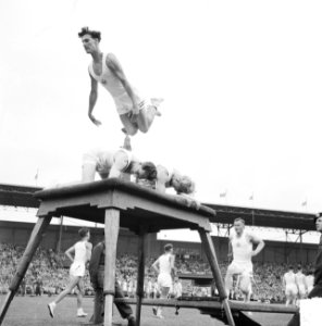 Olympische dag. Turnen, Bestanddeelnr 934-7042