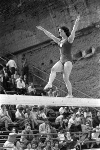 Olympische Spelen te Rome, M Meiburg in actie, Bestanddeelnr 911-5864