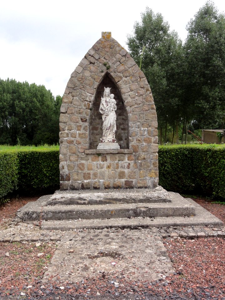 Ollezy (Aisne) chapelle-oratoire