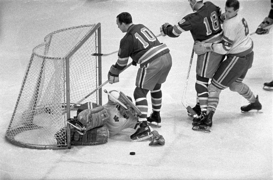 Olympische spelen ijshockey Zweden tegen Amerika, Bestanddeelnr 921-0653