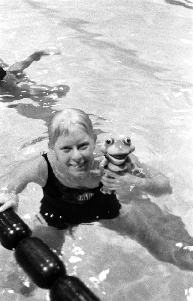Olympische Spelen te Rome, Chris Von Saltzo met mascotte, Bestanddeelnr 911-5859