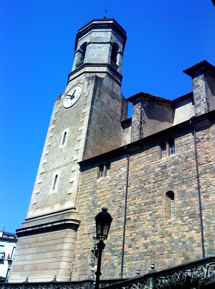 Olot Esglesia Sant Esteve 001