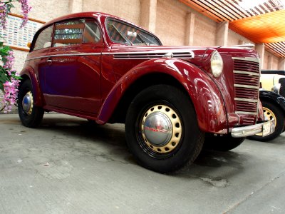Old red Opel Kadett pic2
