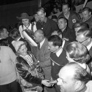 Olympische Spelen 1964 te Innsbruck, Lydia Skoblikova en Sjoukje Dijkstra, Bestanddeelnr 916-0195