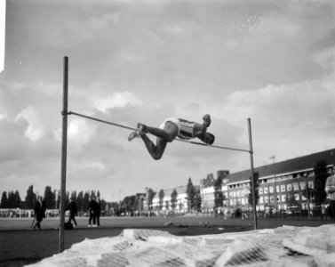 Om de PH-beker te Amsterdam, hoogspringen, Bestanddeelnr 918-1712
