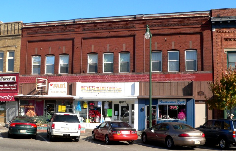 Omaha - 4815-4817-4819 S 24 - Glasgow bldg