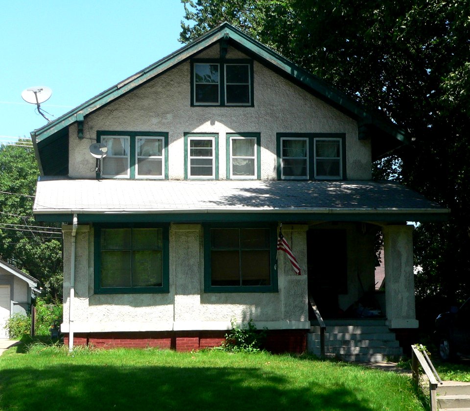 Omaha, Nebraska 2872 Redick Ave
