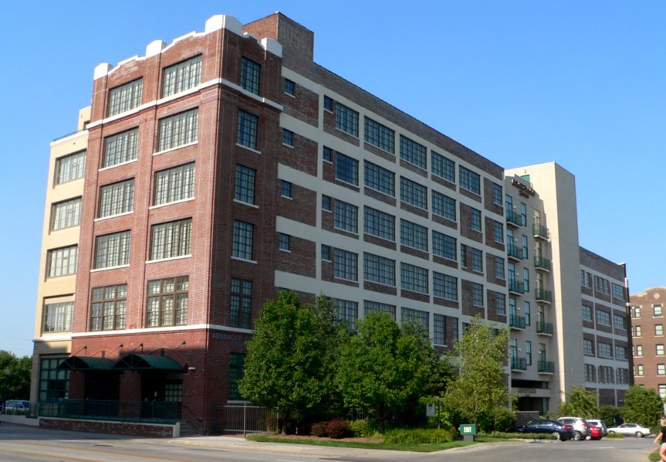 Omaha Downtown Marriott Courtyard from NW 2