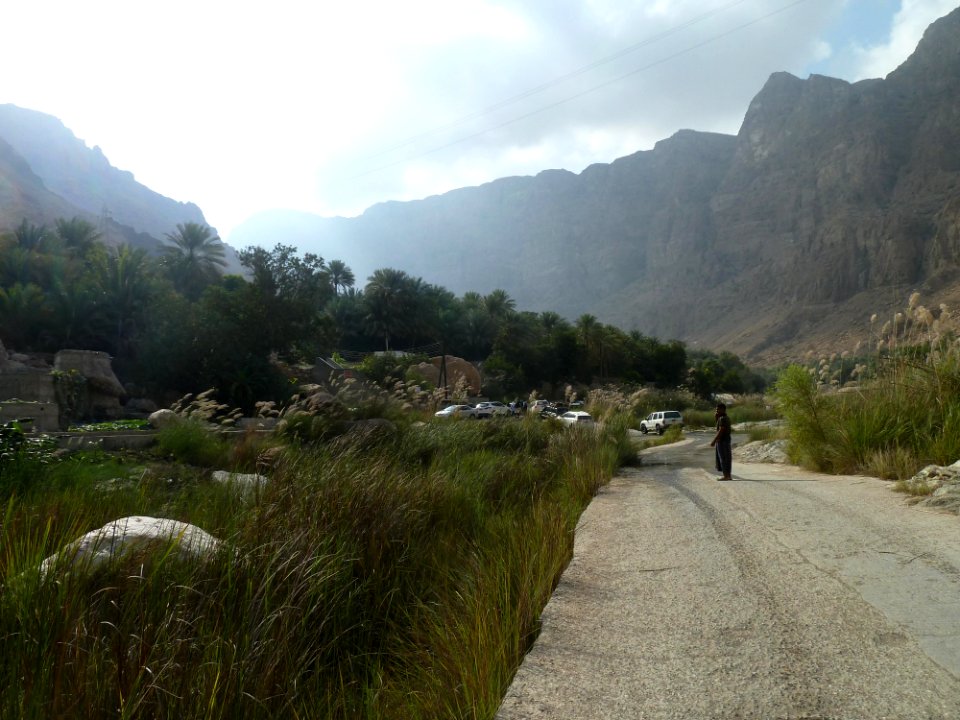 Oman-wadi-tiwi-furt