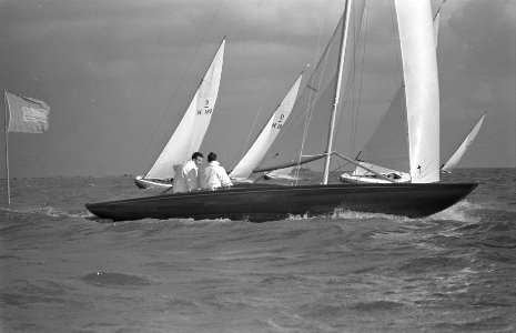 Op het IJselmeer bij Muiden, Nationale Zeilwedstrijden, Bestanddeelnr 914-3164