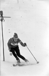 Olympische Spelen Grenoble, nummer 8 Goitschel in aktie, nummer 9 Bochatayia in , Bestanddeelnr 921-0890