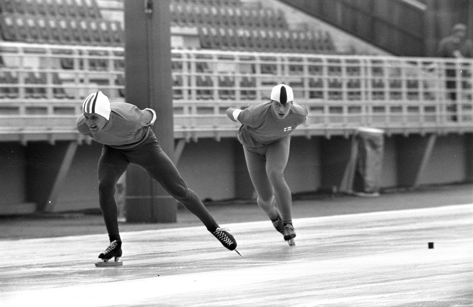 Olympische Spelen Grenoble, nummer 12 en 13 Bols en Hieta in aktie, Bestanddeelnr 921-0904